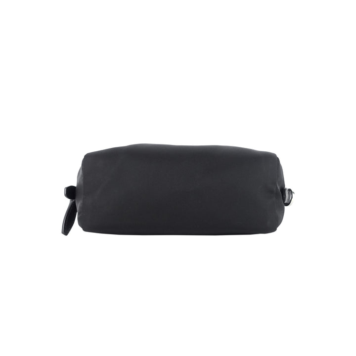 tessuto nylon pouch with wristlet
