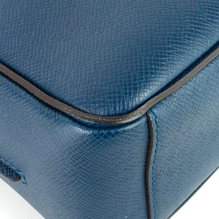 roman mm taiga leather messenger bag