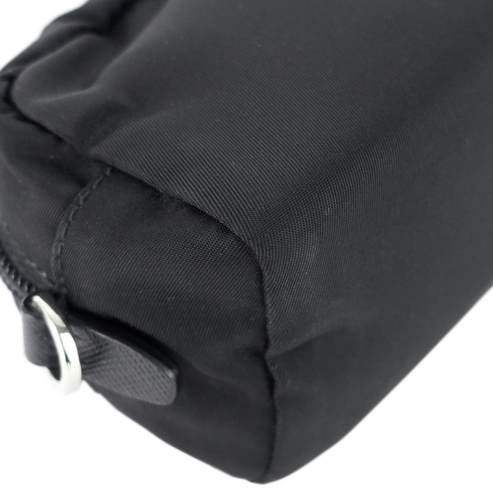 tessuto nylon pouch with wristlet