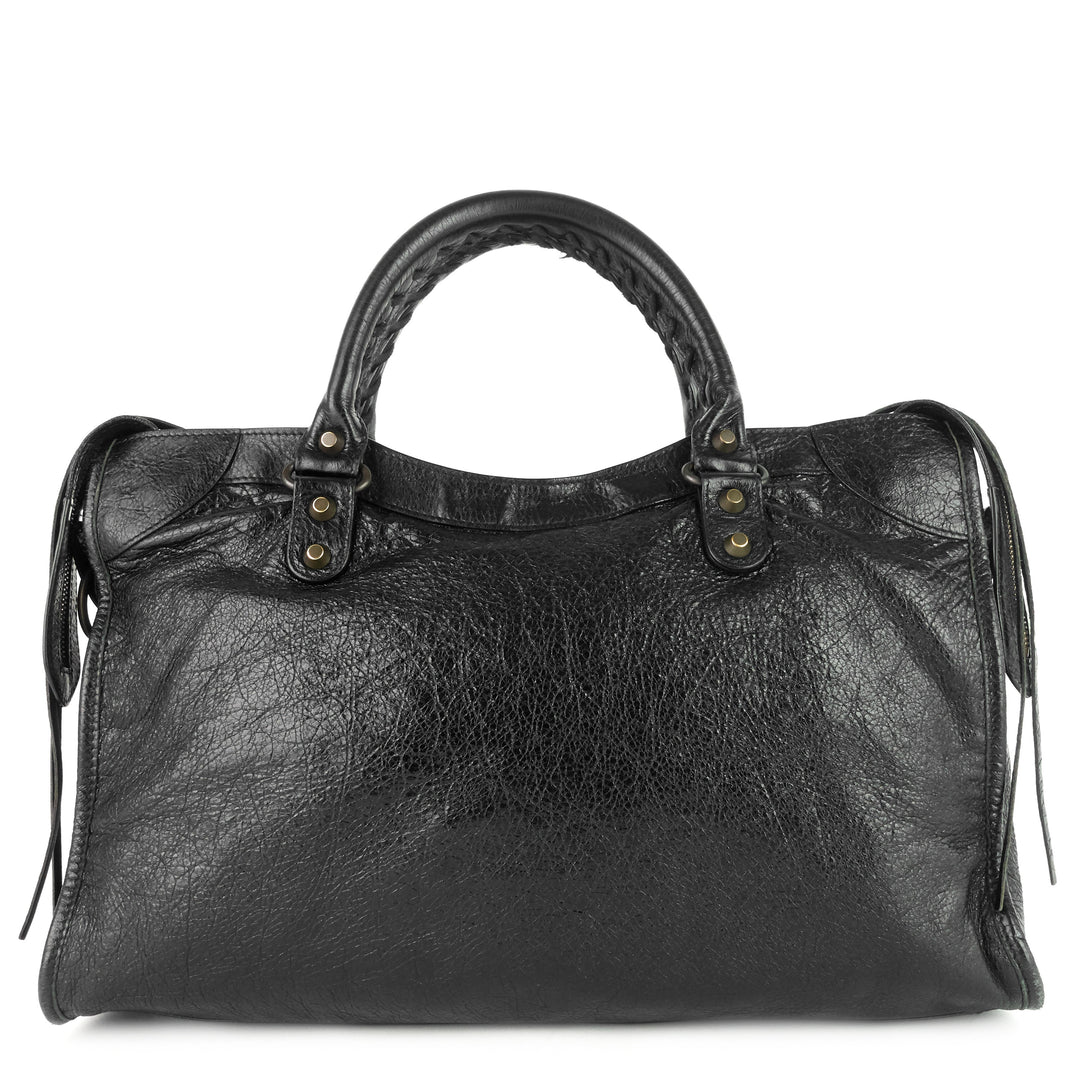 city classic studs medium lambskin leather bag