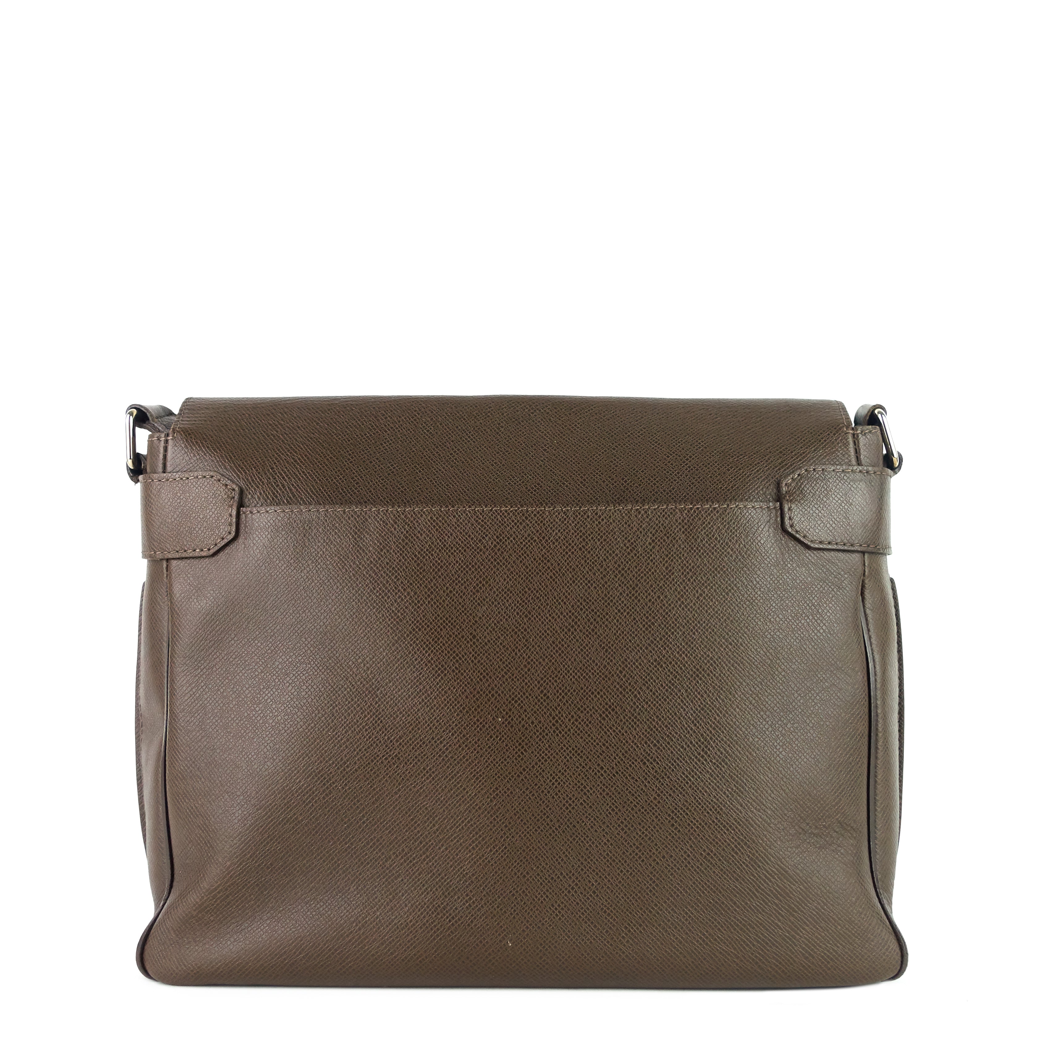 Louis Vuitton Roman MM Taiga Leather Messenger Bag – Poshbag Boutique