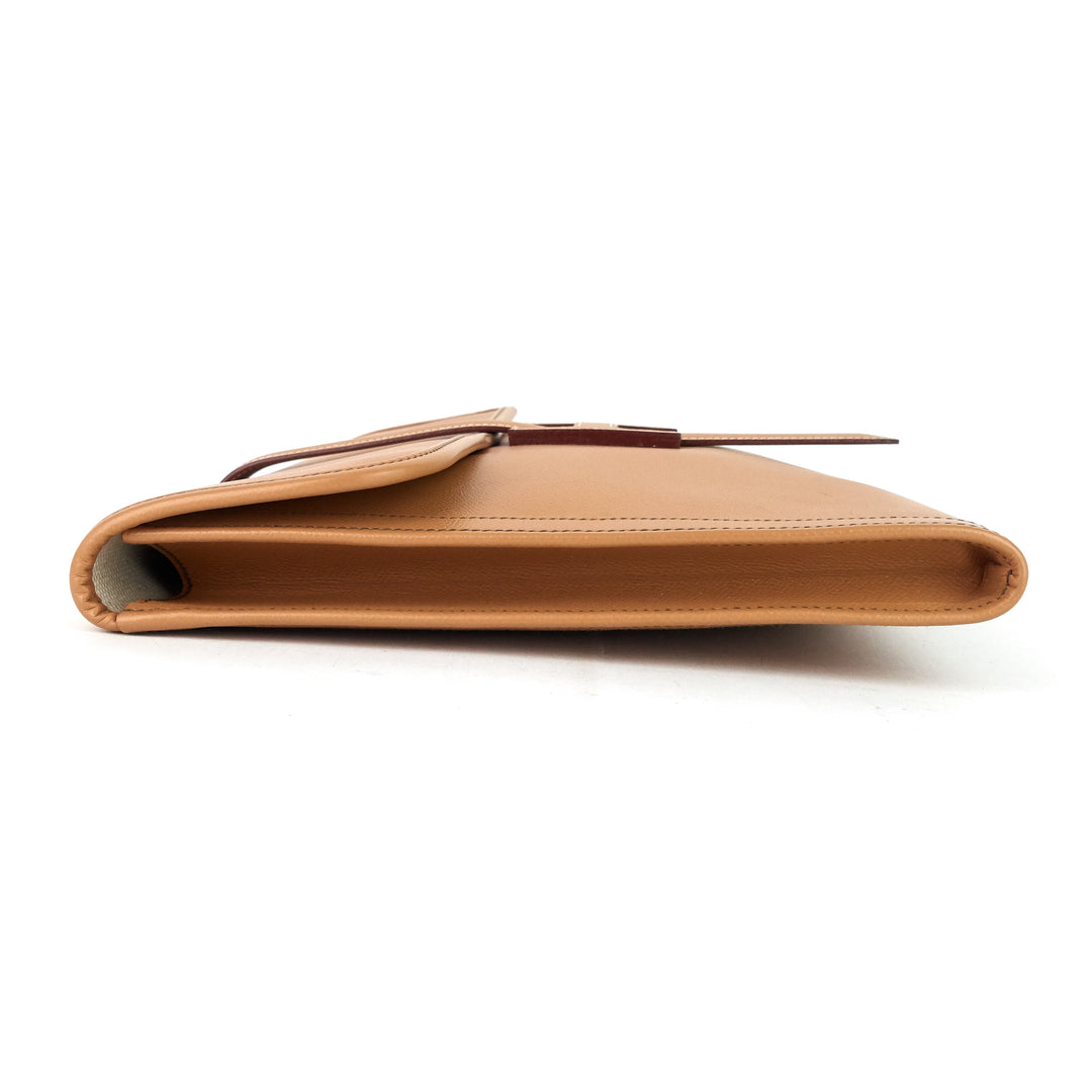 jige gm courchevel leather clutch bag