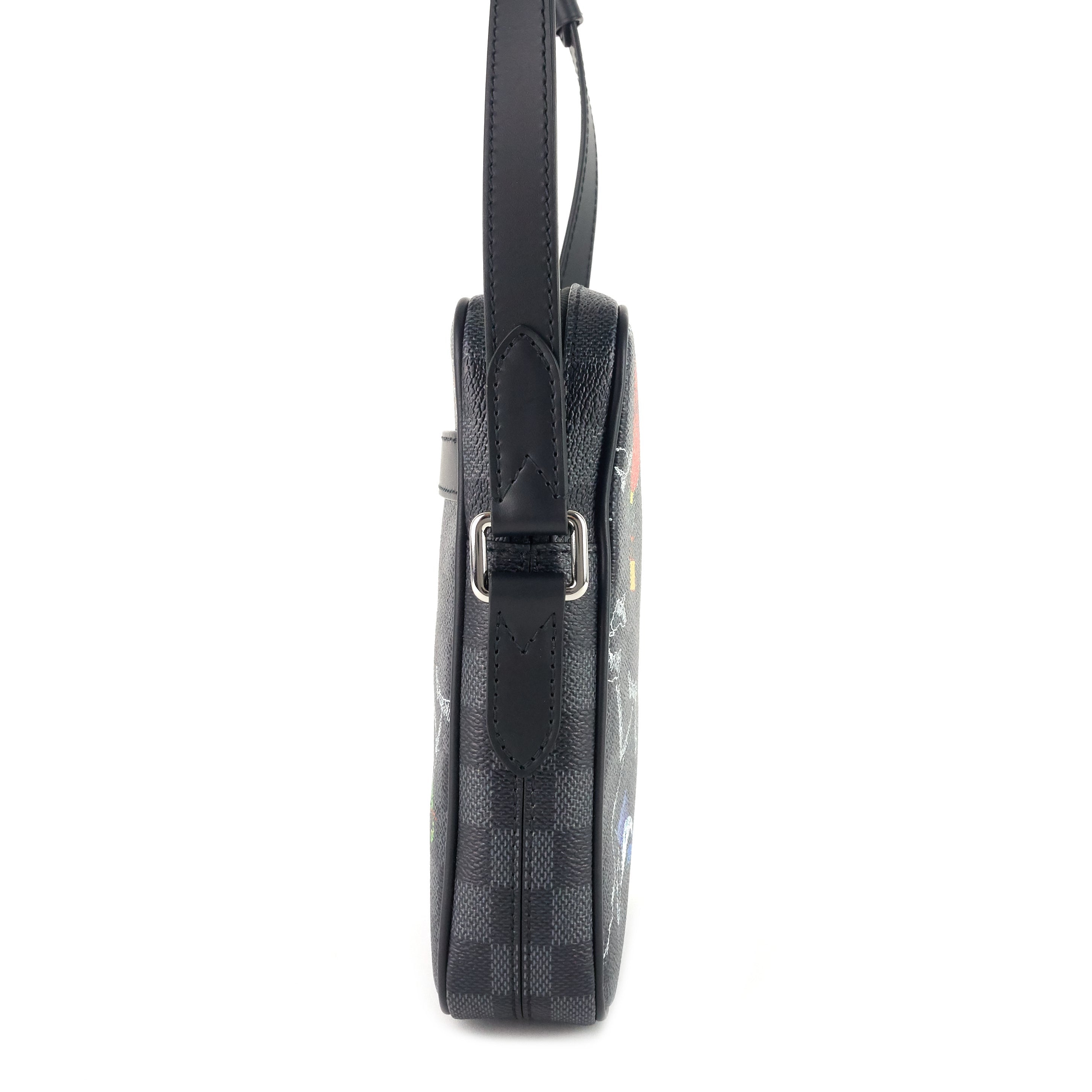 バッグ LOUIS VUITTON DANUBE PM M.SHAD.NOIR Louis Vuitton Danube Monogram Shadow PM Black in Coated