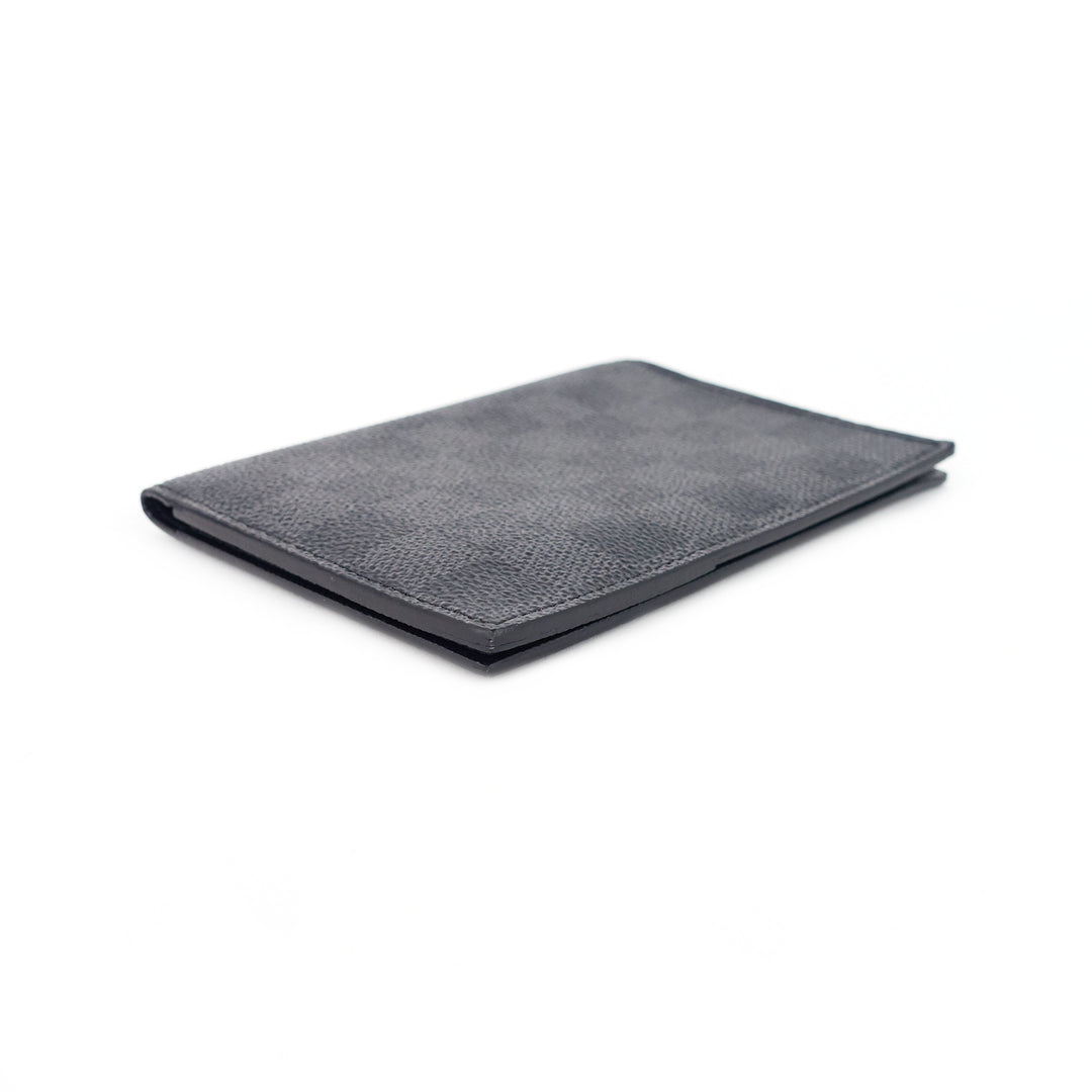 passport damier graphite canvas cover