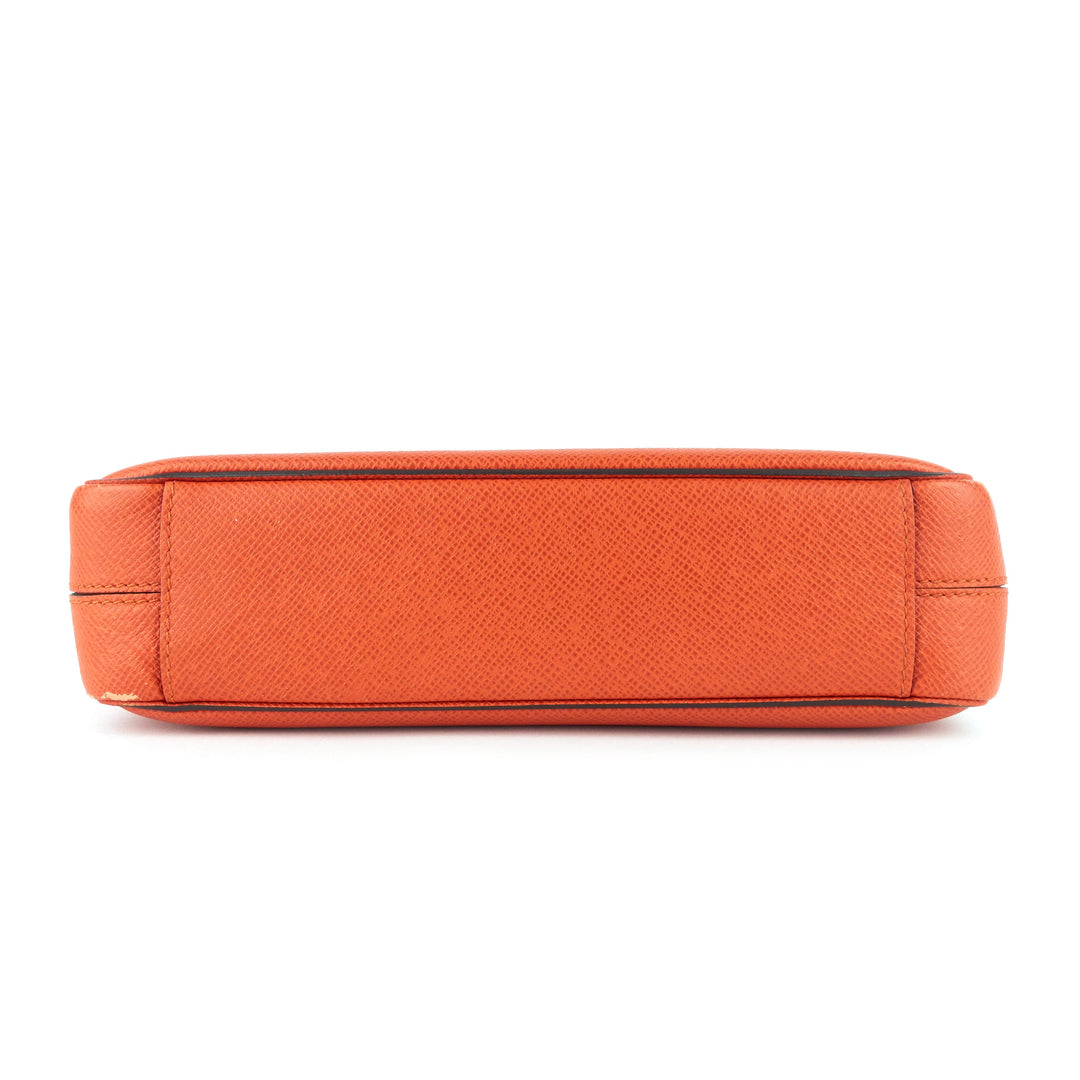 roman pm nm taiga leather messenger bag