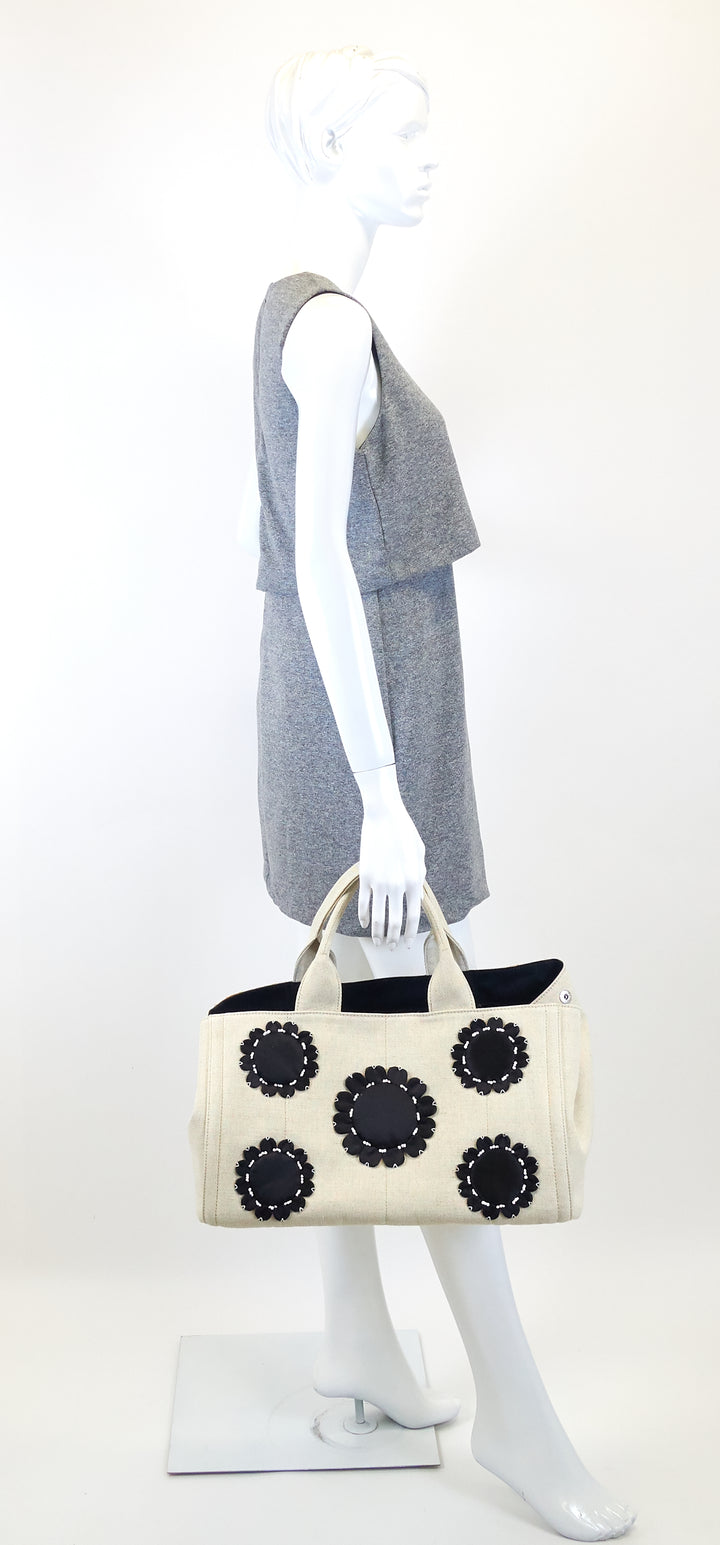 mistolino canvas with flower applique tote bag