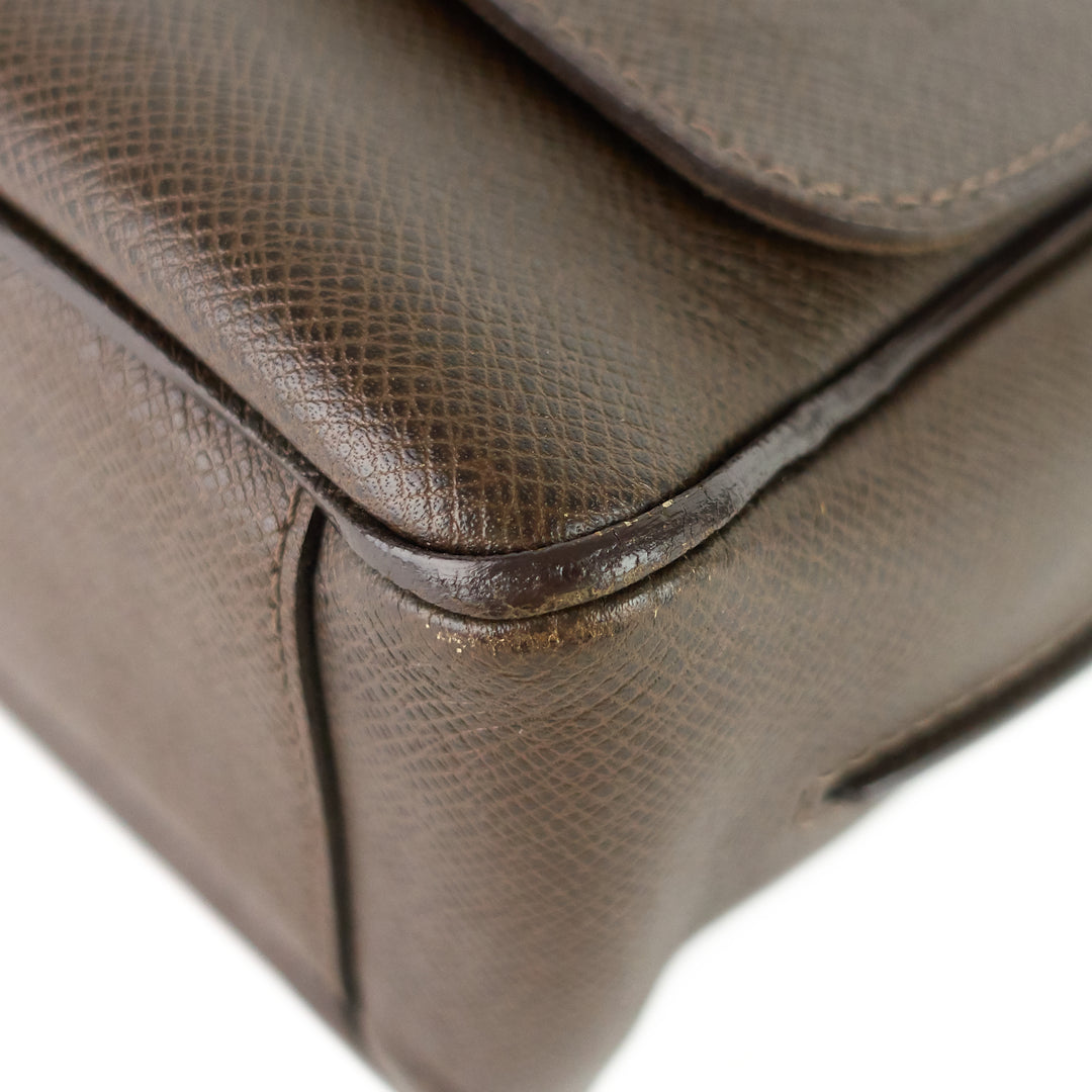 roman mm taiga leather messenger bag