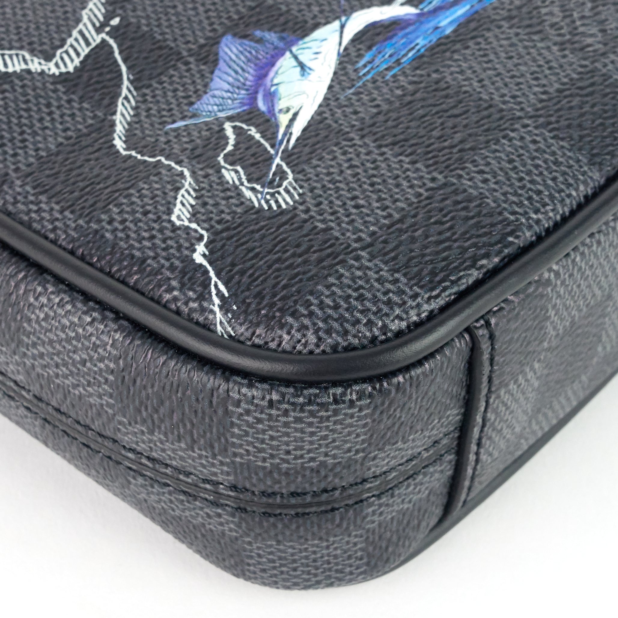 Danube Slim PM World Map Damier Graphite Canvas Messenger