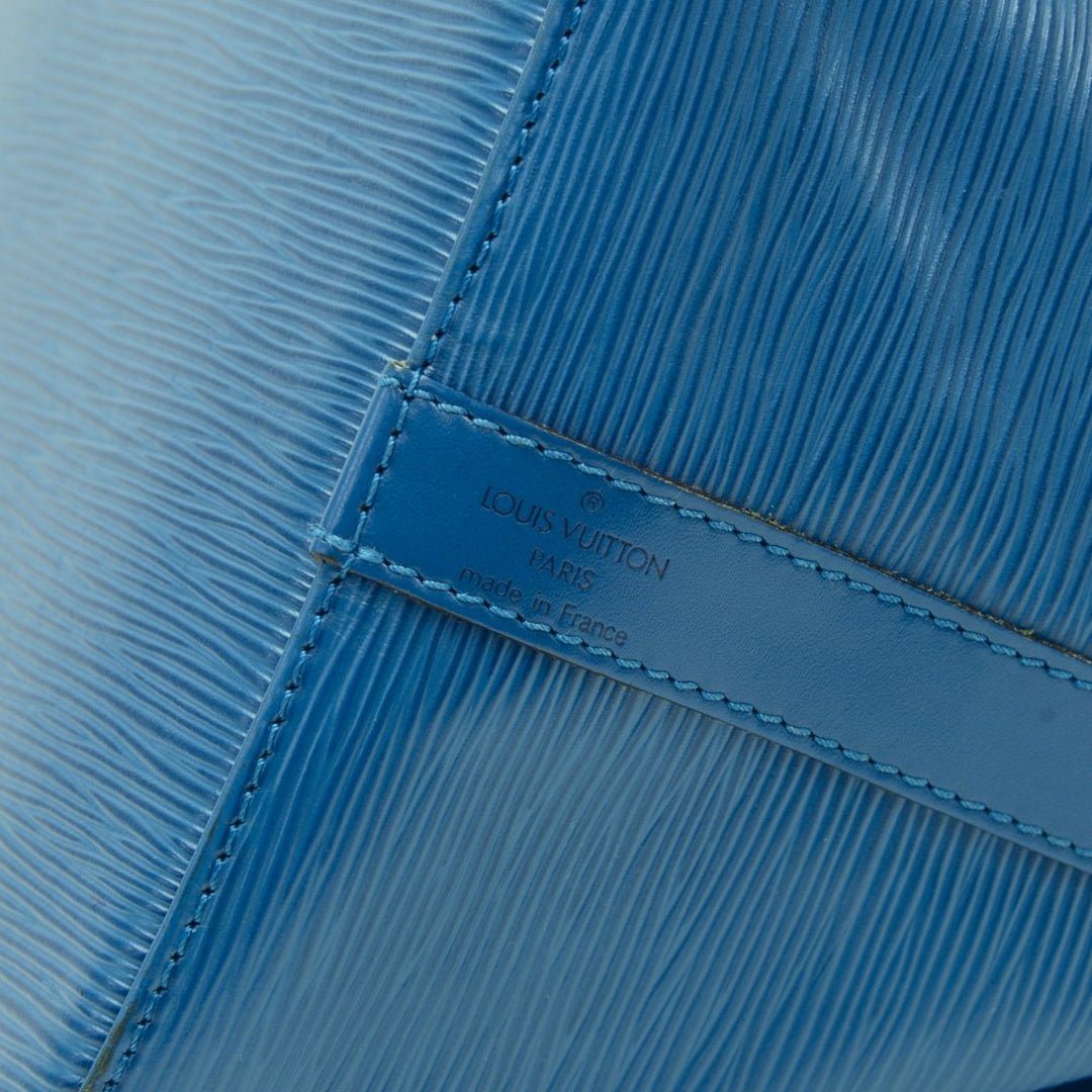 petit noe blue epi leather shoulder bag