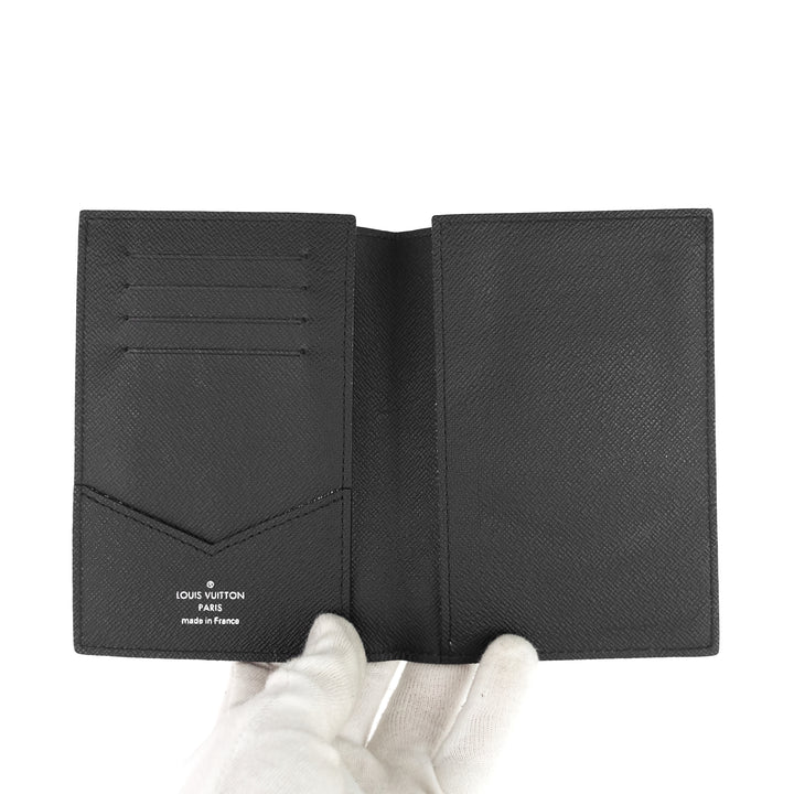 passport damier graphite canvas cover