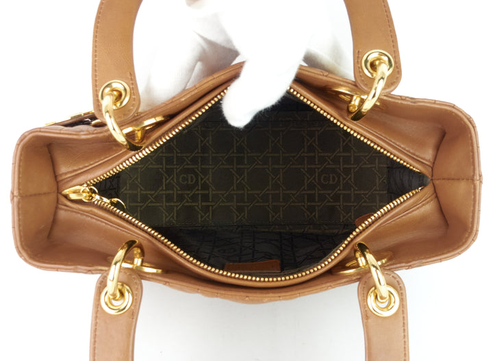 lady dior medium cannage leather bag