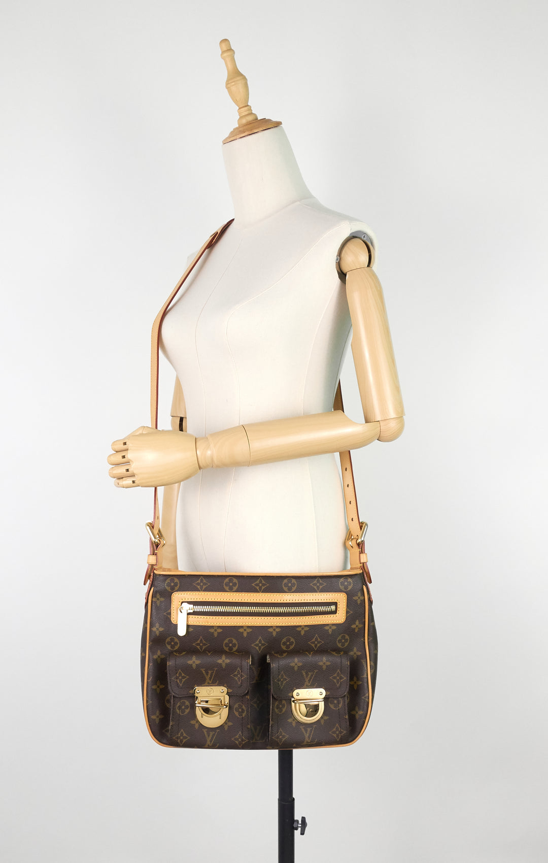 hudson gm monogram canvas bag