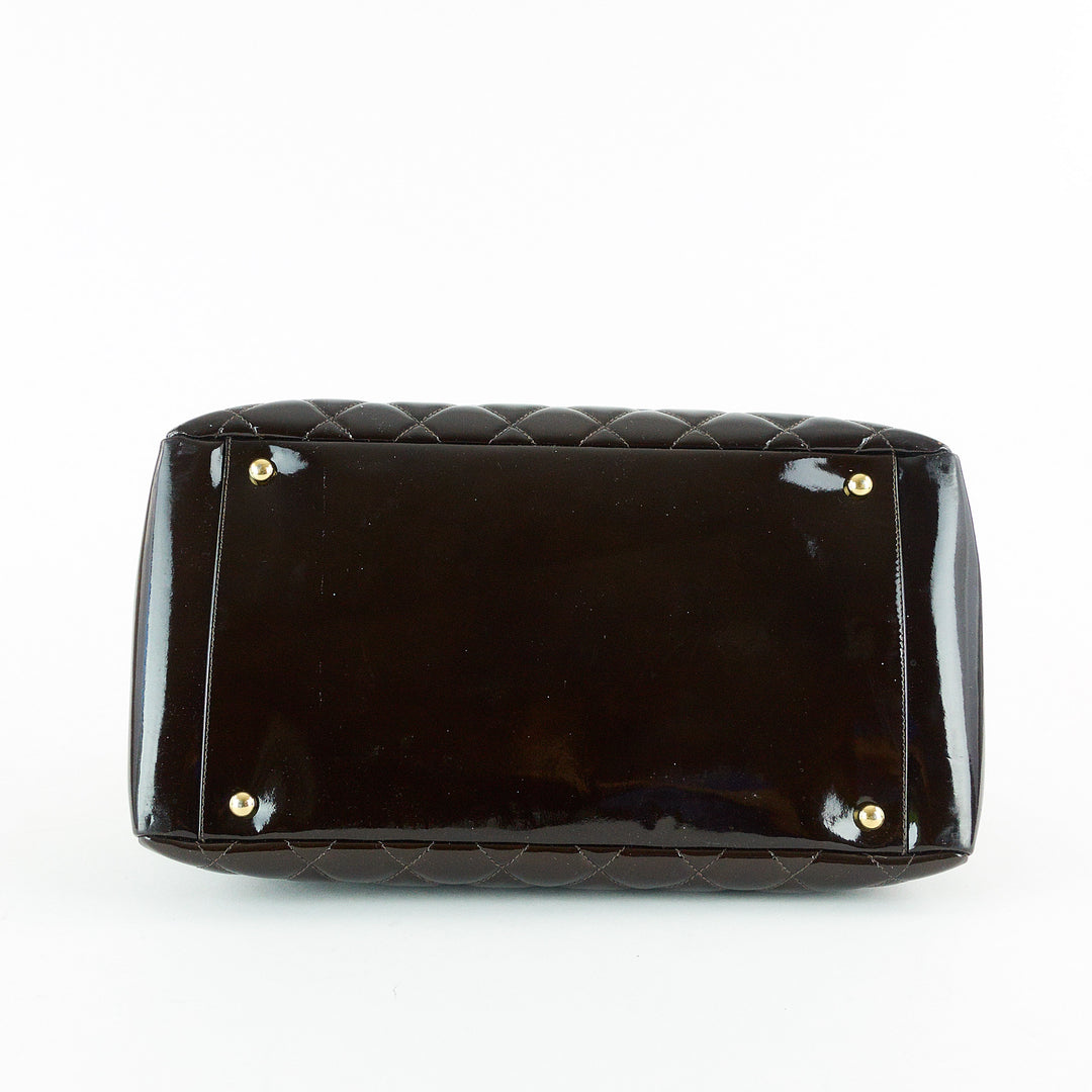 grand timeless tote quilted patent leather bag