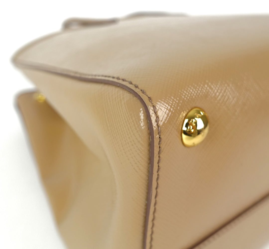 vernice saffiano leather tote bag