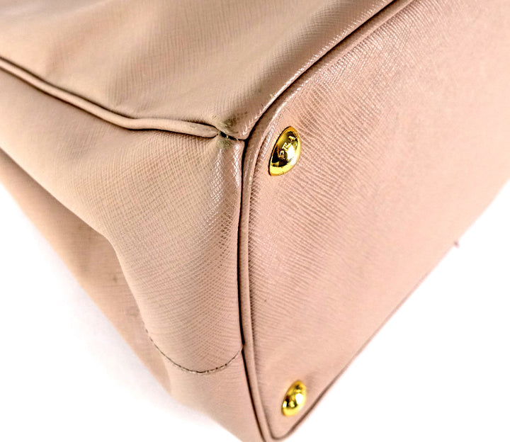 lux medium saffiano leather tote bag
