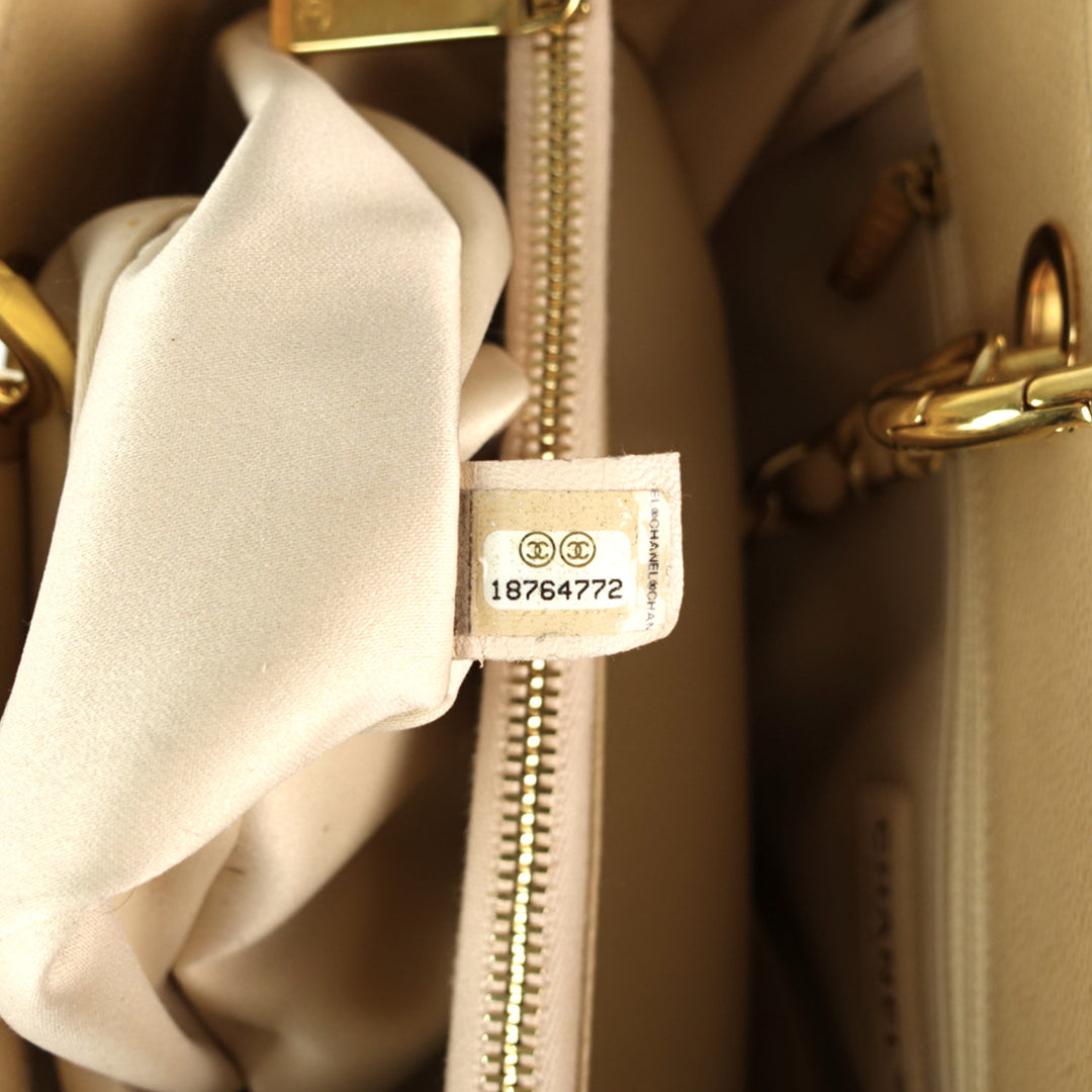 grand shopping tote gst caviar leather bag